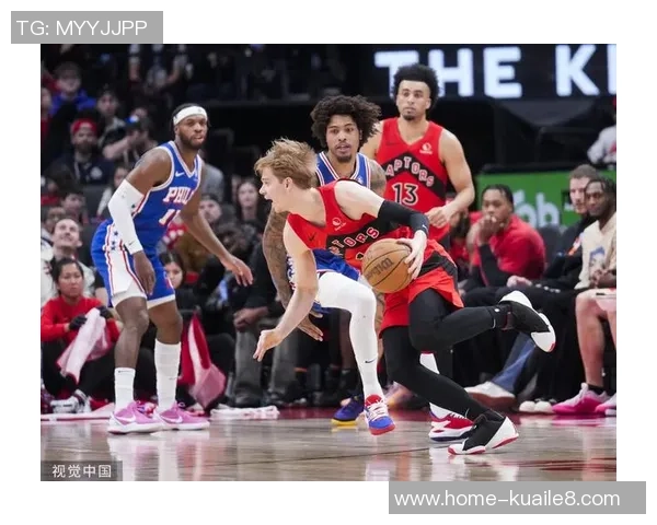 2001年76人对阵猛龙的经典对决回顾与精彩瞬间分析